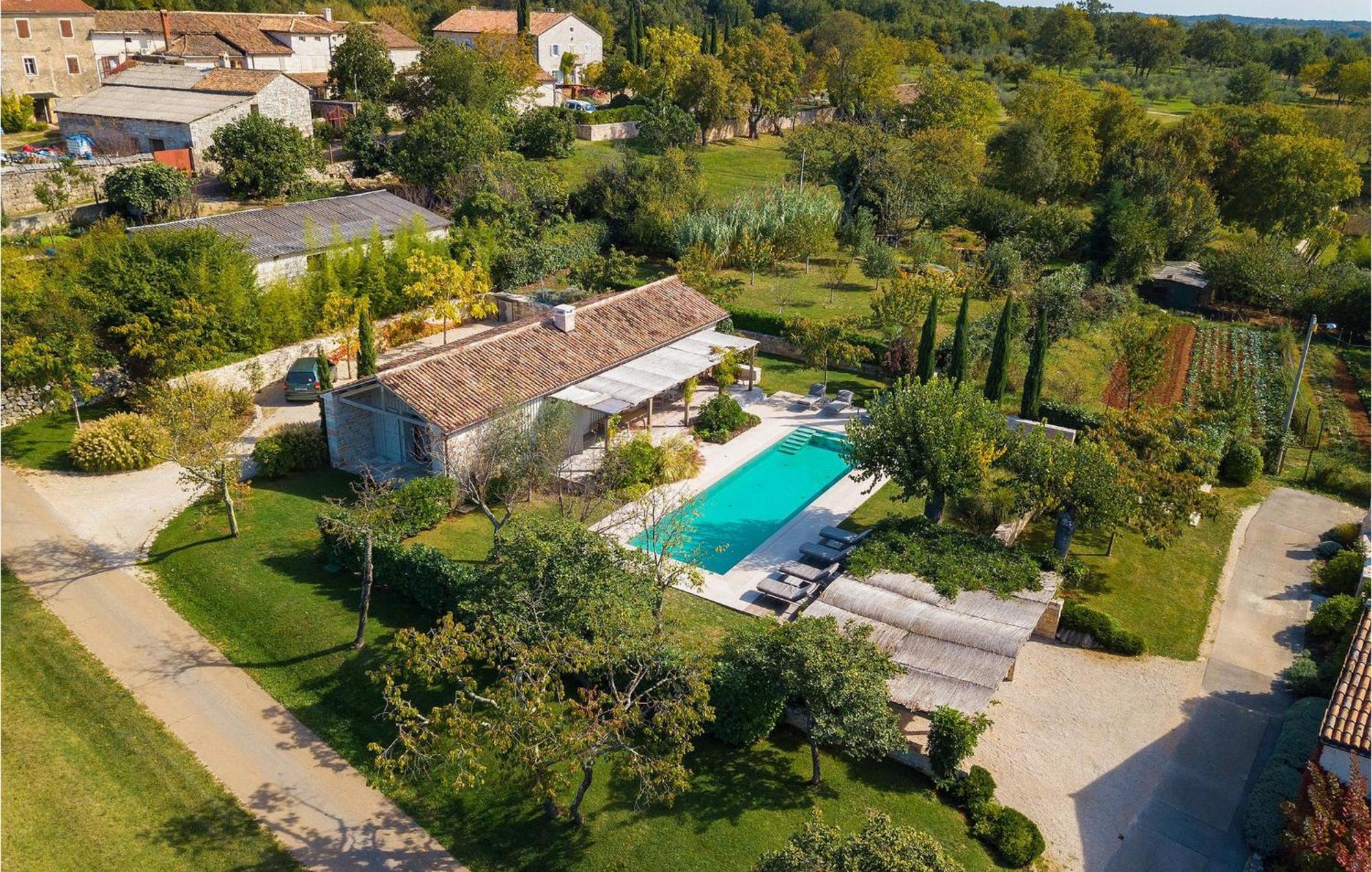 Villa Cipresso Πόρετς Εξωτερικό φωτογραφία