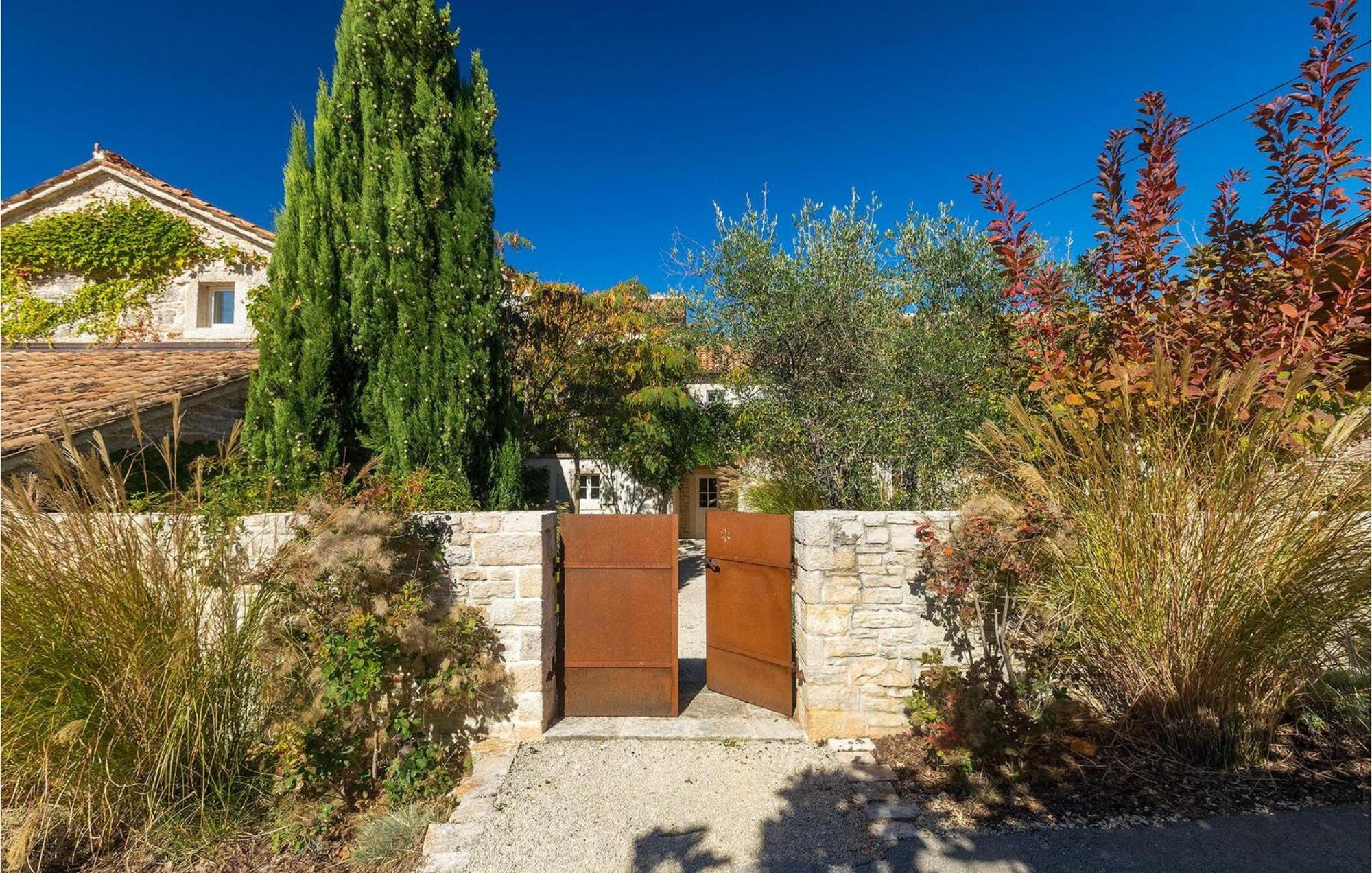 Villa Cipresso Πόρετς Εξωτερικό φωτογραφία