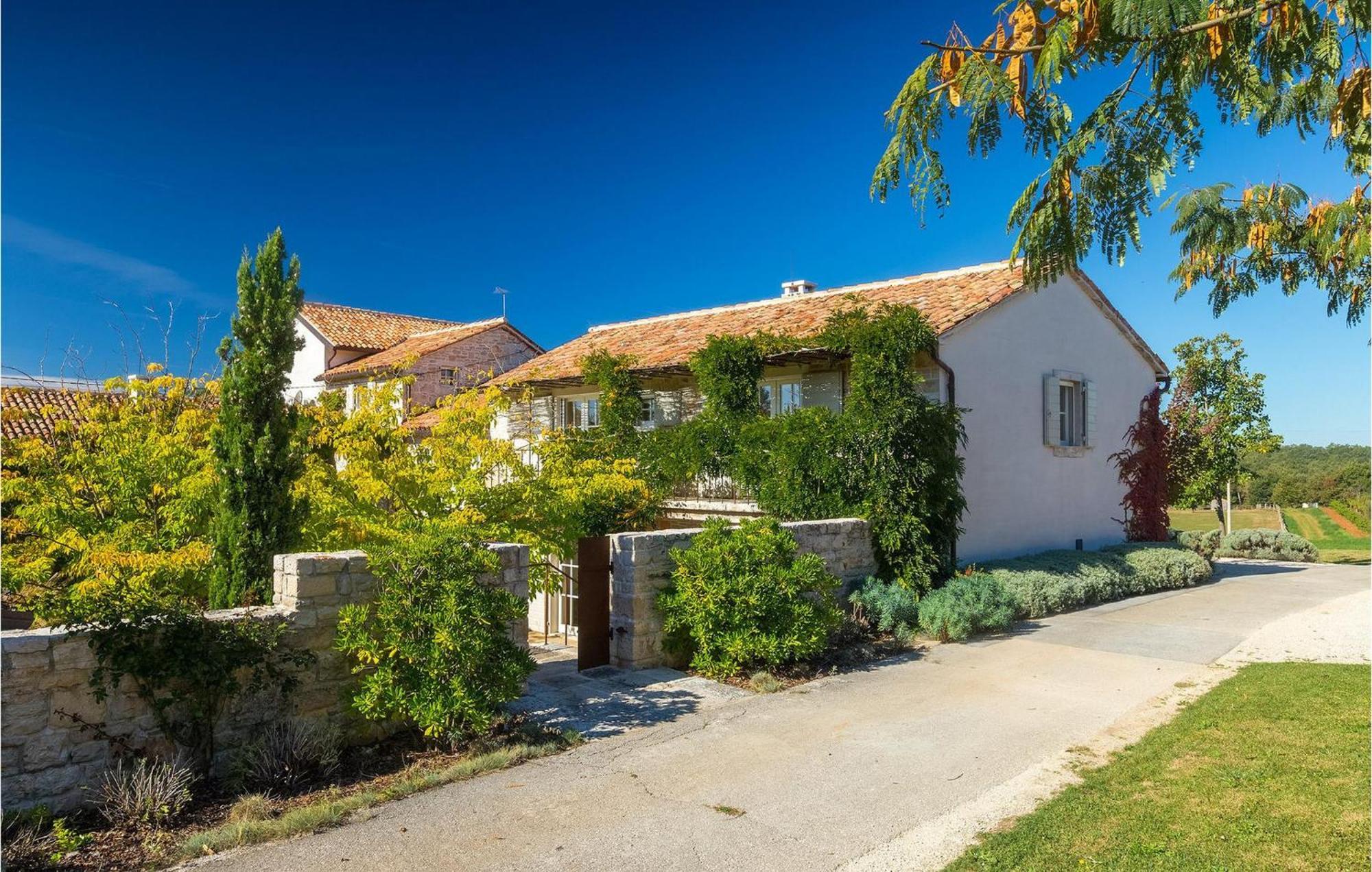Villa Cipresso Πόρετς Εξωτερικό φωτογραφία